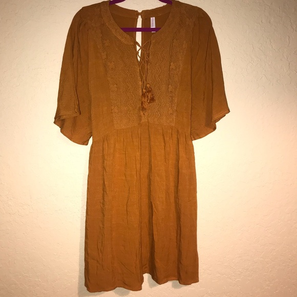 Dresses & Skirts - Boho dark mustard dress with tie